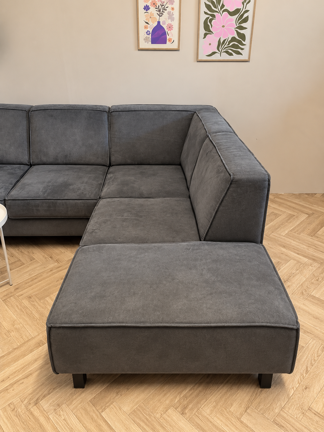Antraciet Grijze Hoekbank met Groot Loungedeelte – Modern & Compact 🛋️